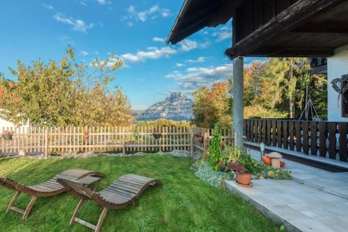 ,,Am Berg''- Ruhige Lage, See- und Traunsteinblick, 70 m2