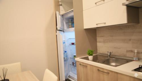 Køkken eller tekøkken på LUXURY BRILLIANT SISTERs