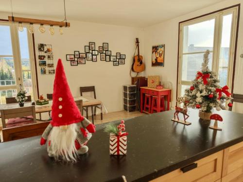 リムーにあるMaison lumineuse avec terrasse vue & parking au cœur de Limouxのギャラリーの写真