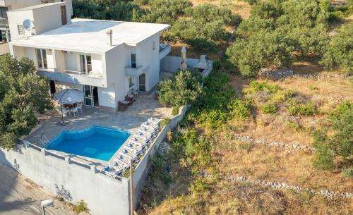 Villa KRISTINA in Makarska with private pool, BBQ
