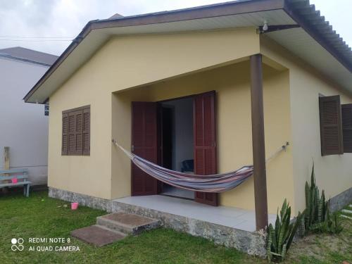 Φωτογραφία από το άλμπουμ του House in Balneário Atlântico half a block from the sea σε Arroio do Sal