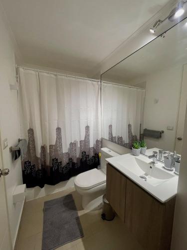 Et badeværelse på Depto 2D 2B cercano a la playa