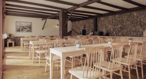 Restaurace v ubytování My Rooms Hostel Las Salas by My Rooms Hotels - Albergue