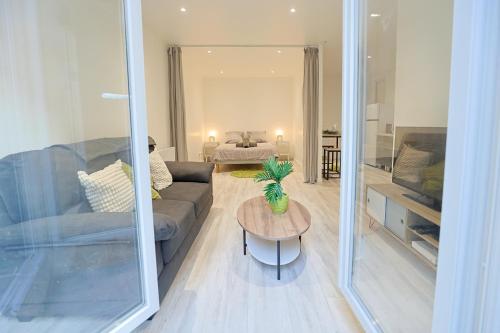 Le 11 - T2 cosy avec cour privative