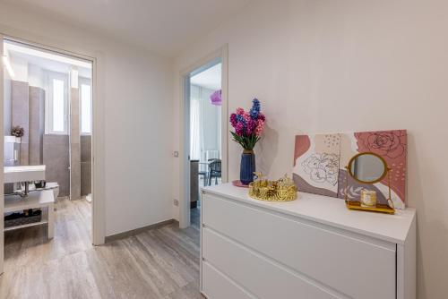 Lovely Apartment - 15 minutes to Duomo
