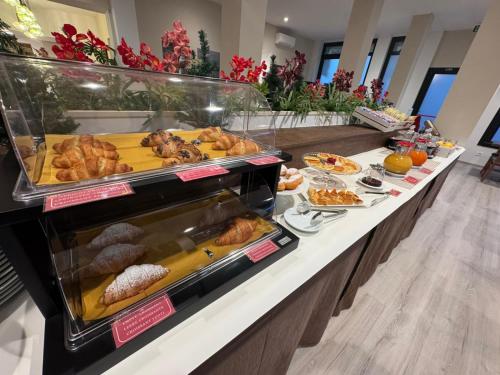 Jídlo v hotelu nebo okolí