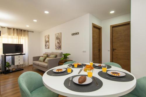 B55 - Santo Amaro Hill Apartment