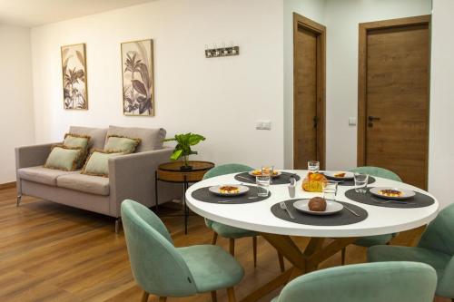 B55 - Santo Amaro Hill Apartment