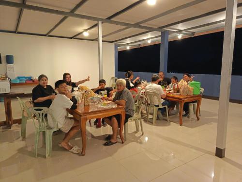 Gæster der bor på ชมวิว บึงโขงหลง