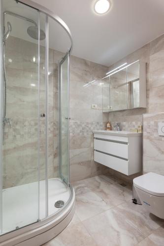 Nikola Apartment