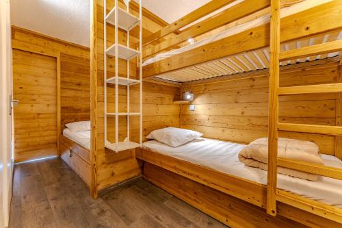 Wooden paradise / 6 persons