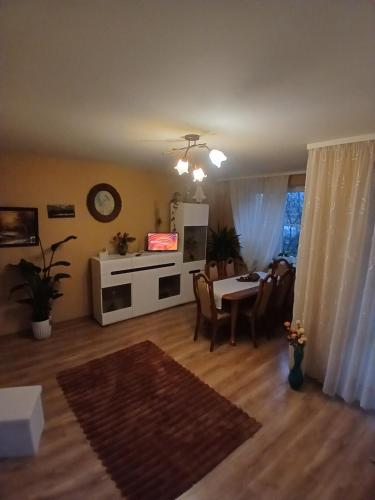 Køkken eller tekøkken på Mieszkanie Rumiankowa