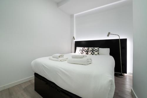 Apart a 7 min de Puerta del Sol con AC y 4 pax