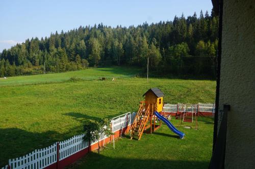 Ο χώρος παιχνιδιού για παιδιά στο Agroturystyka u Czepiela