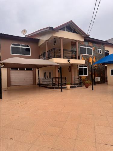 Ảnh trong thư viện ảnh của Linda's Accra Home ở Accra