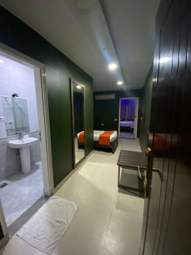 Koupelna v ubytování Nile Plaza Suites