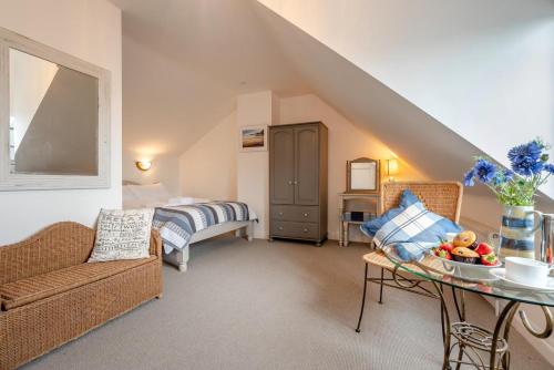 En eller flere senge i et værelse på 3 Bed in Padstow oc-p00397