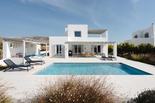 Villa Aura - Beachfront Villa with private pool