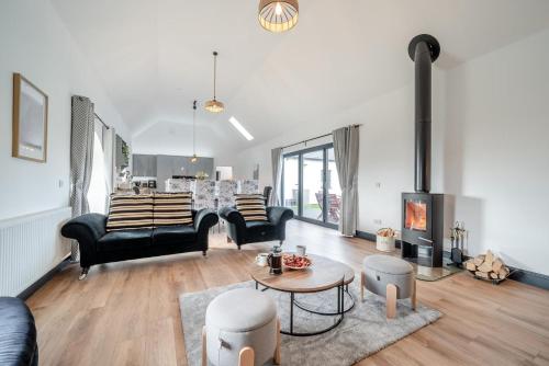 Posezení v ubytování 5 Bed in Galston oc-s33451