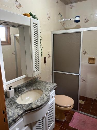 Et badeværelse på Casa da Lúcia