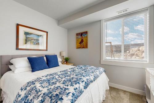 En eller flere senge i et værelse på Lakeview Ridge