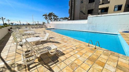 Bazén v ubytování Vista mar em Caiobá com piscina conforto e localização nebo v jeho okolí