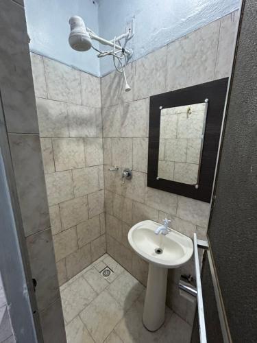 Koupelna v ubytování Posada CON PISCINA Y DESAYUNO