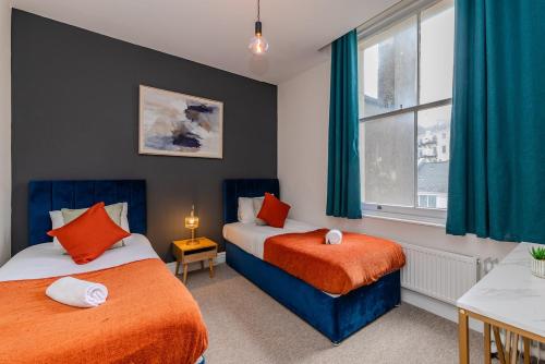 Seaview 3 bedroom Apartment Sleep 8 Guests photo 37
