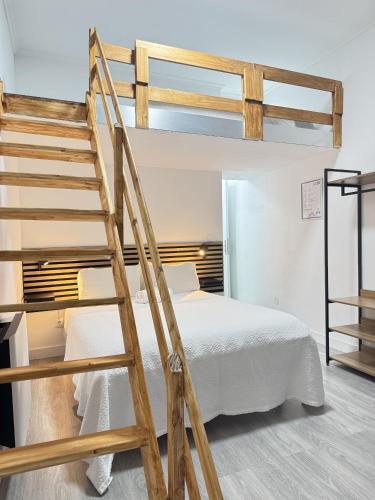 Apartamentos Day Madrid MALASAÑA I