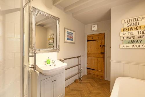 Et badeværelse på Two Hoots - North East Escapes