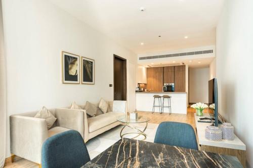 CitiHome - Stunning 5-Star Suite at Jumeirah Living with Flexible Stay