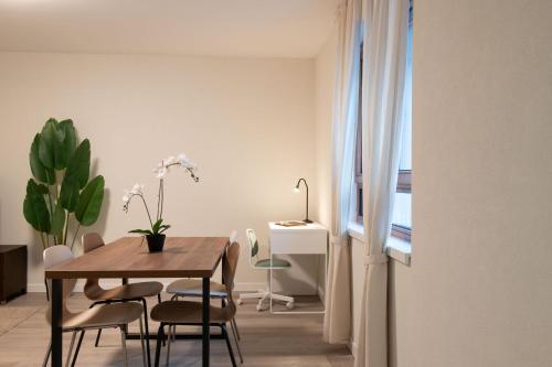 Golden Harmony Apartment in Zurich Oerlikon