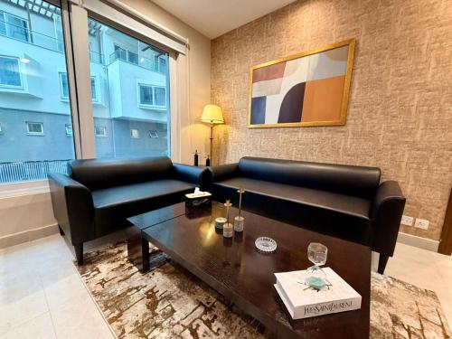 Posezení v ubytování Goldcrest Lahore