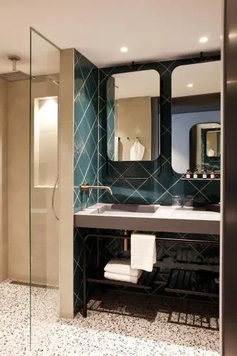 Hotel Indigo Berlin - East Side Gallery by IHG photo 9