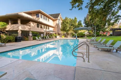 RiverPointe Napa Valley Resort in Vallejo