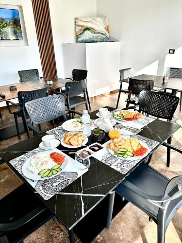 Mad på hotellet eller i nærheden