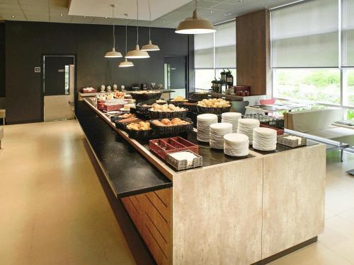 Jídlo v hotelu nebo okolí