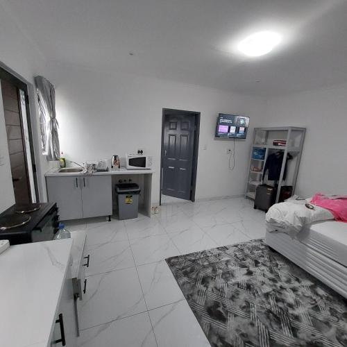 self catering Ensuite