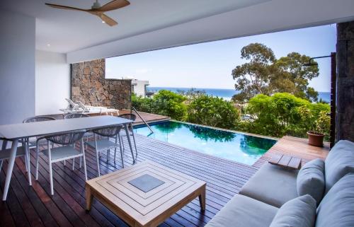 Appartement 2 chambres avec piscine, vue mer sur la baie