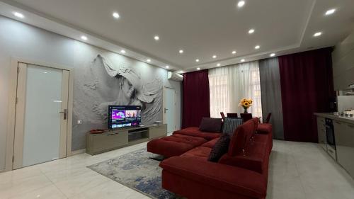 Nizami Tower apart