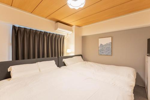 StayGateOsakaSta West