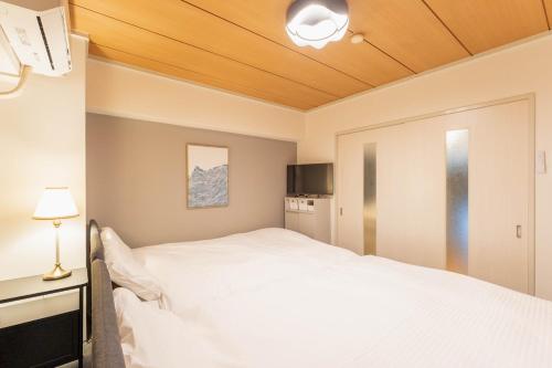 StayGateOsakaSta West