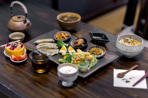 Mad på hotellet eller i nærheden