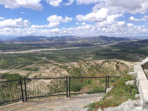 Un paisaje natural cerca de la casa vacacional
