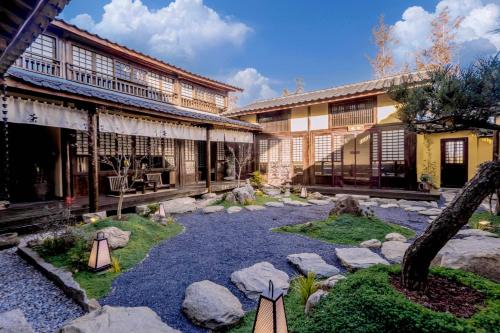 En have udenfor Dali Fanshe Tea Garden Inn