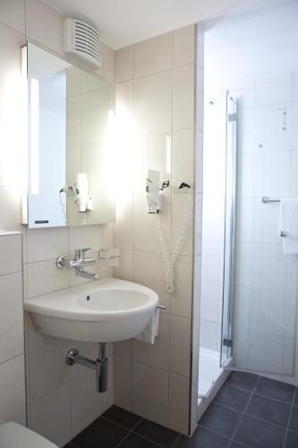 Koupelna v ubytování Hotel Buchserhof