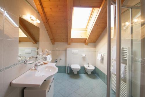 Kylpyhuone majoituspaikassa Gutshof Sinn