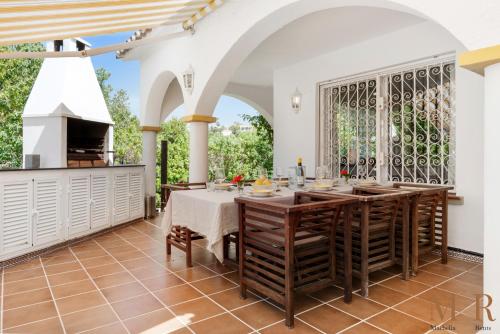 Villa Heismax Ref #40