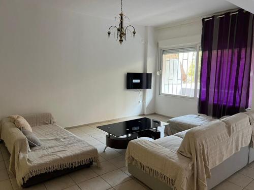 Athenian Maisonette near Metro & shops