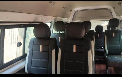 카트만두에 위치한 12 seater micro van EV에서 갤러리에 업로드한 사진
